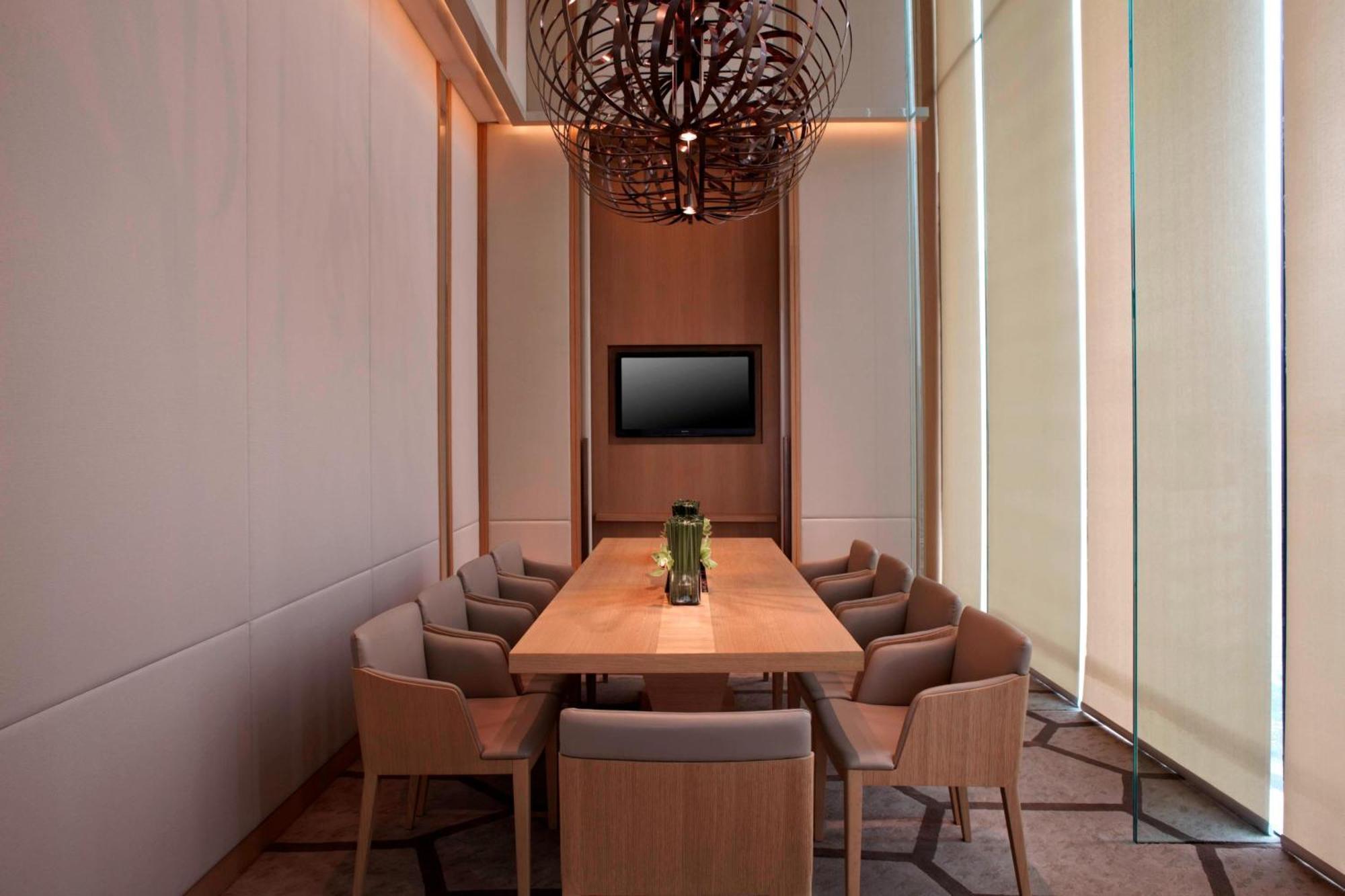 Courtyard By Marriott Hong Kong Sha Tin Hotel Exterior photo